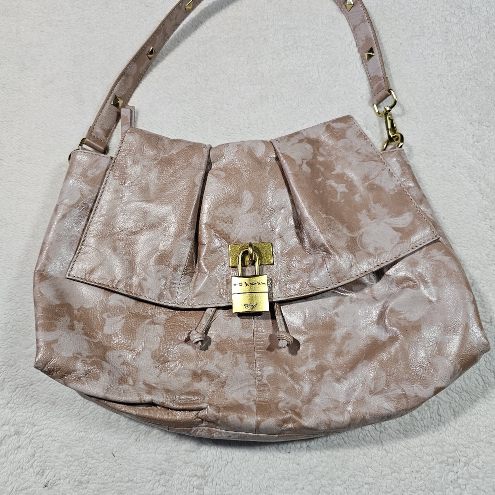 Sharif leather shoulder bag. - Picture 2 of 15